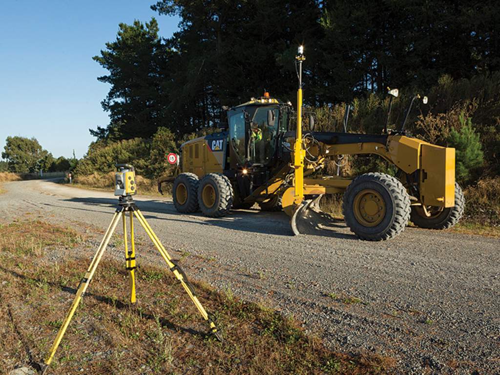 Trimble Earthworks för väghyvlar med UTS-styrsystem